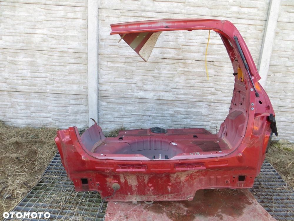 KIA VENGA PAS TYLNY WANNA BŁOTNIK ĆWIARTKA PRAWY 09- - 2