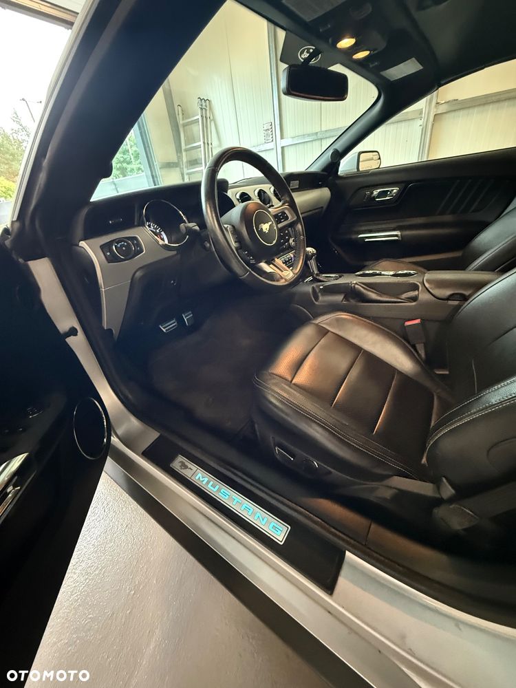 Ford Mustang 2.3 Eco Boost - 23