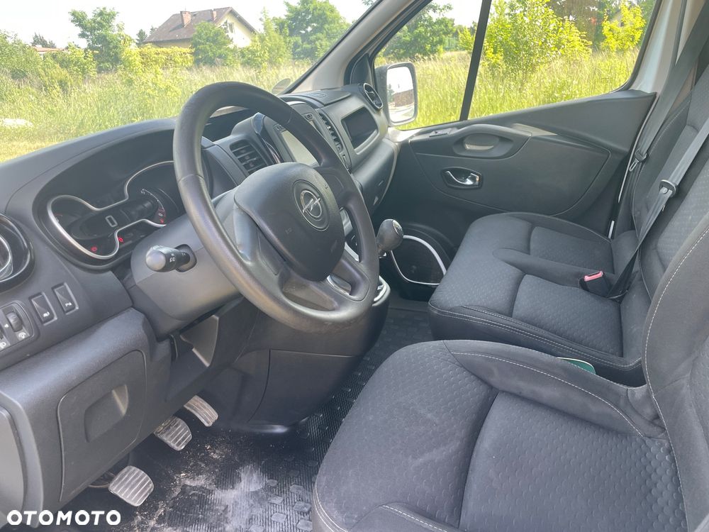 Renault TRAFIC - 11