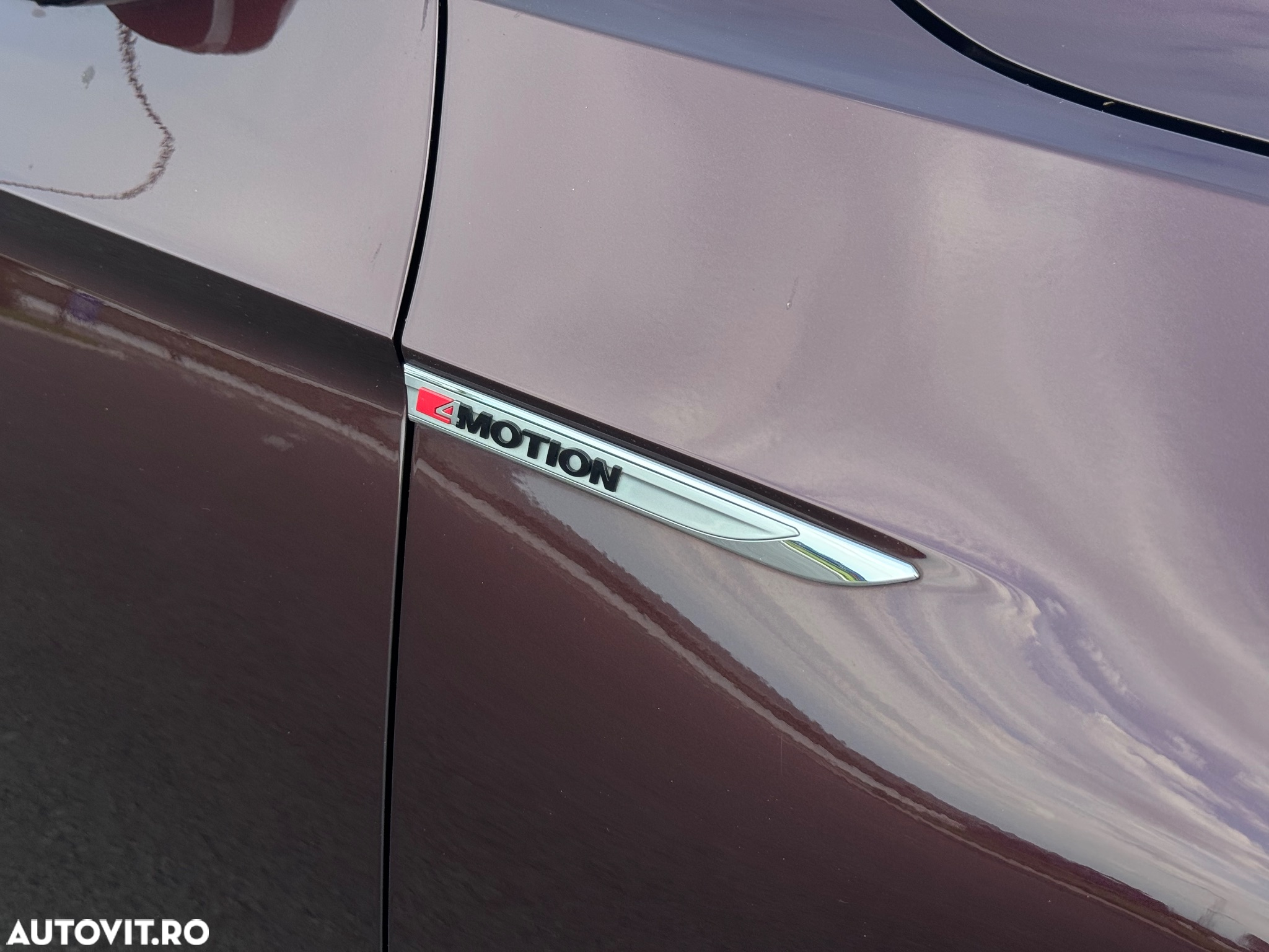 Volkswagen Passat Variant 2.0 TDI DSG 4Motion Highline - 18