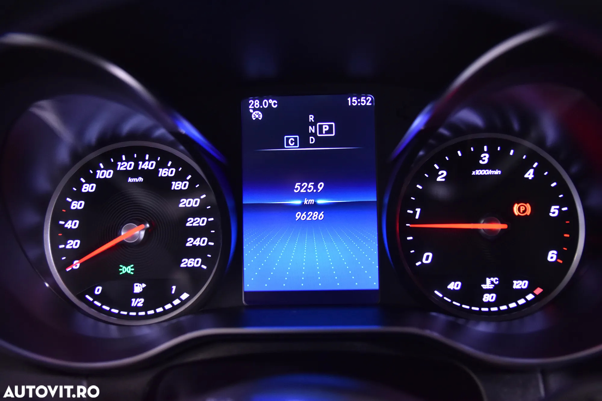 Mercedes-Benz GLC Coupe 220 d 4MATIC - 10