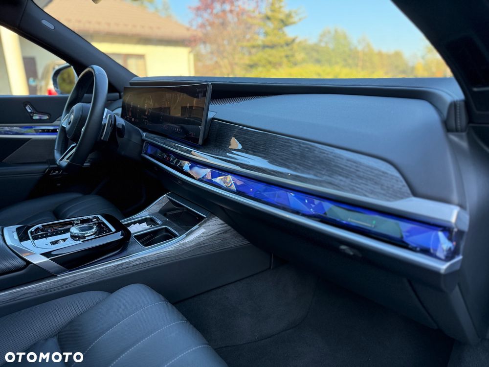 BMW Seria 7 740Li xDrive - 8