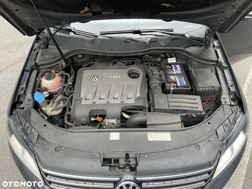 Volkswagen Passat 2.0 TDI Comfortline DSG - 22