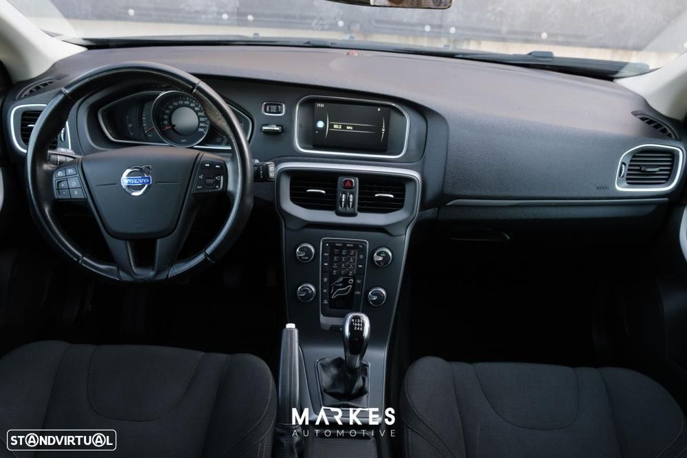 Volvo V40 1.6 D2 Momentum Eco - 7