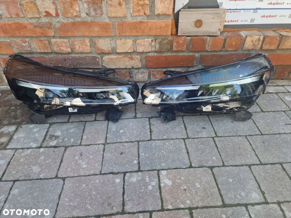 lampa przednia mitsubishi colt 2023 260103507r 260600149r komplet - 1