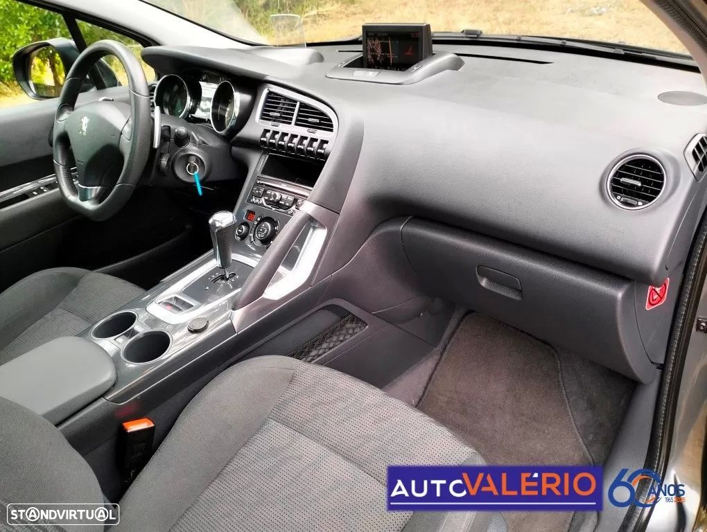 Peugeot 3008 1.6 e-HDi Allure 2-Tronic - 30