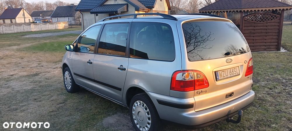 Ford Galaxy 1.9 TDI Ambiente - 5
