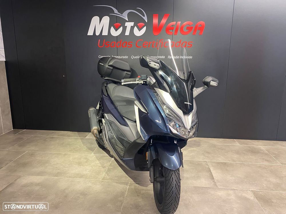 Honda Forza 300 - 4