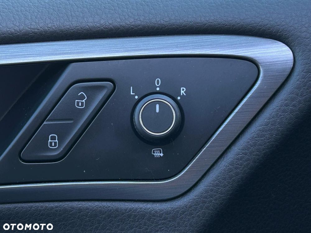 Volkswagen Golf - 20