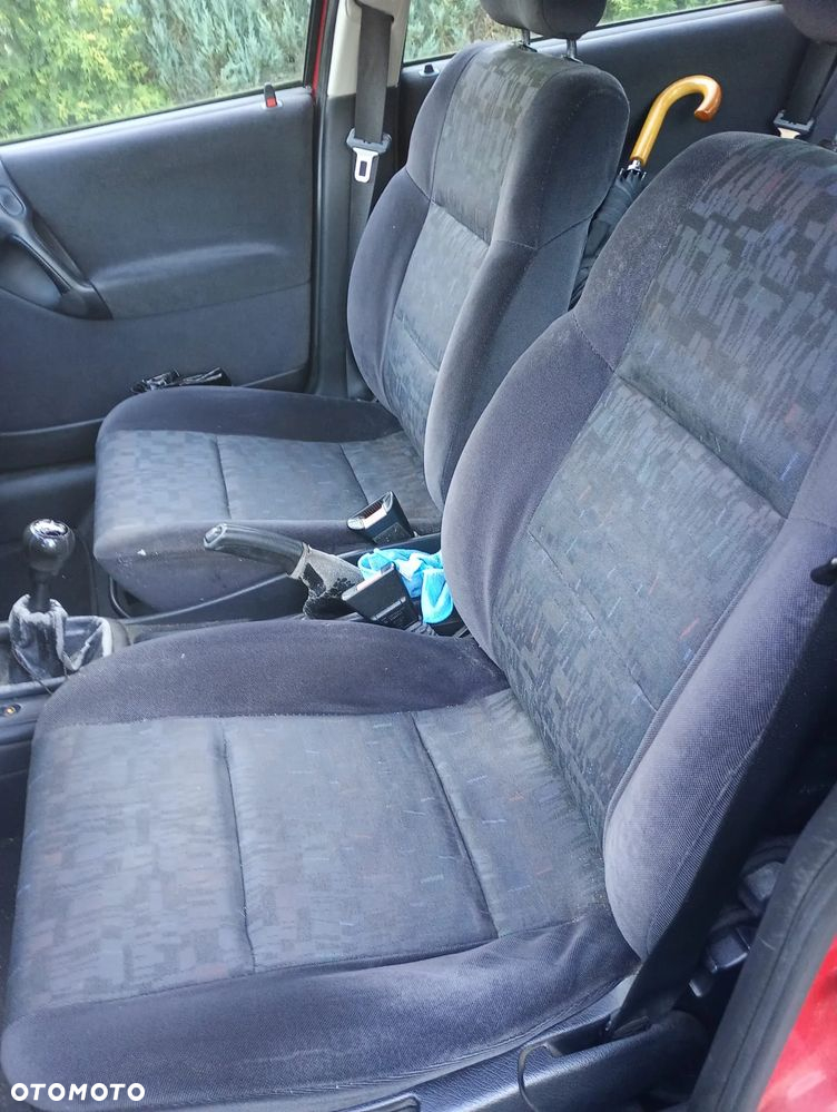 Opel Vectra 1.6 - 5