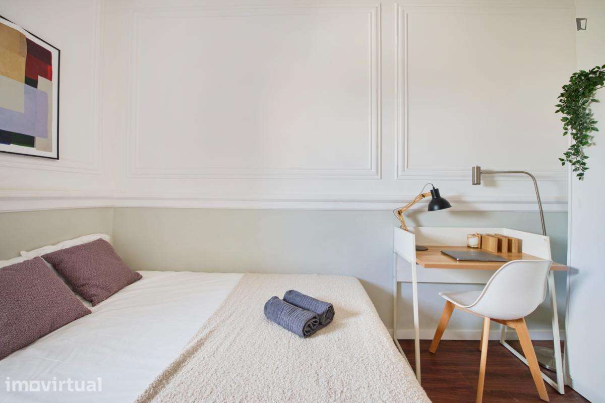 Quarto - localizado em Marquês de Pombal Lisbon - Grande imagem: 4/60