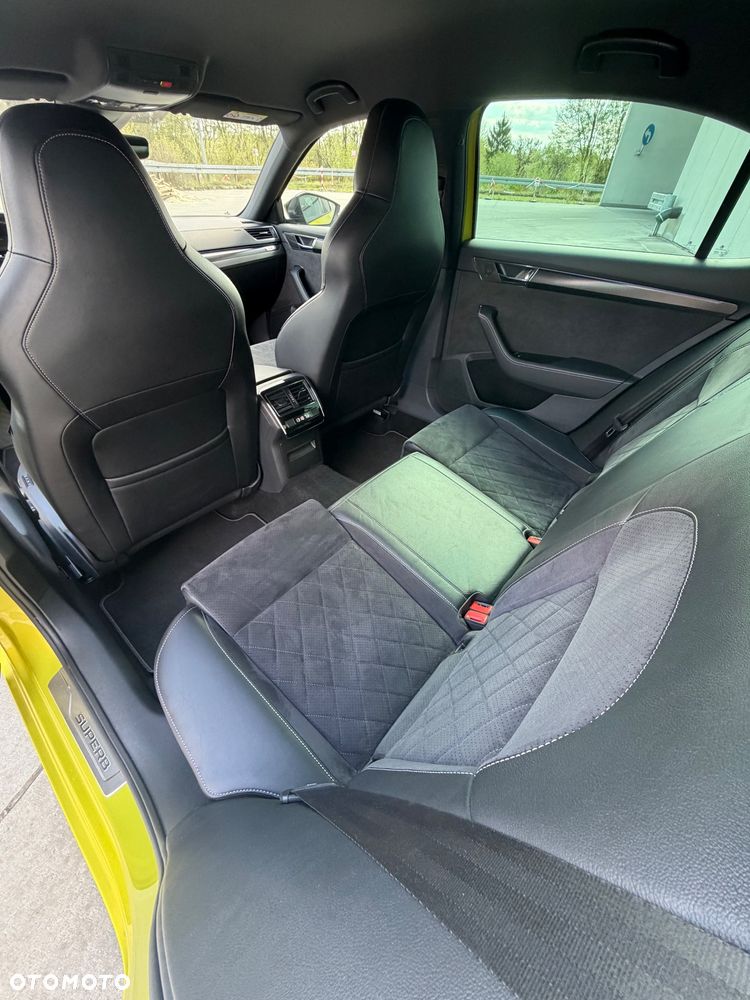 Skoda Superb 2.0 TSI Sportline DSG - 13