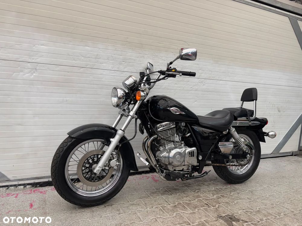 Suzuki Marauder - 11