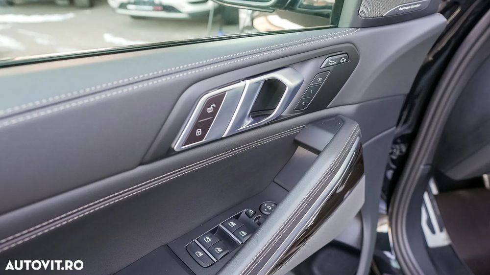 BMW X6 xDrive40i M Sport - 24