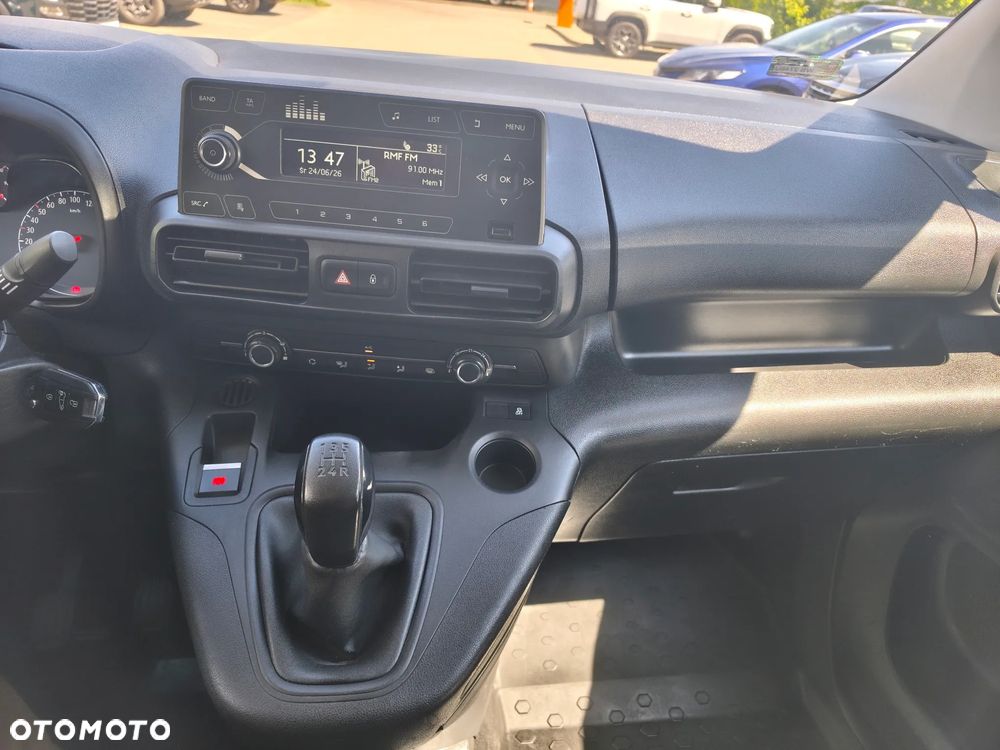 Opel COMBO - 14