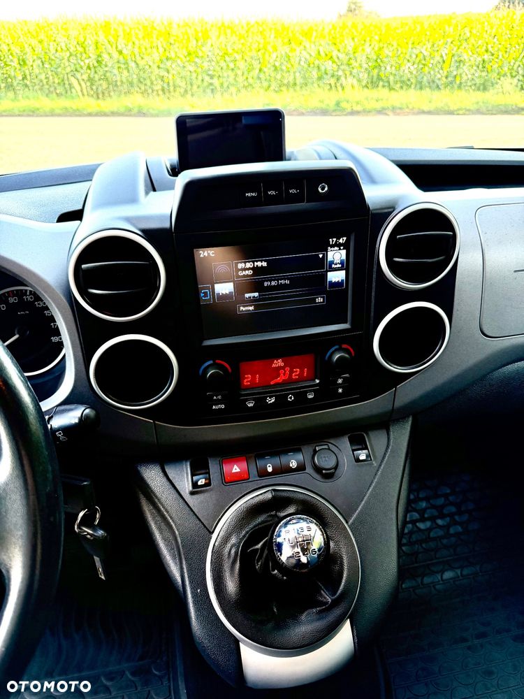 Peugeot Partner HDi FAP 115 Allure - 21