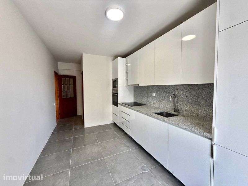 Apartamento T2 - Cidade da Maia, Centro - Grande imagem: 2/12
