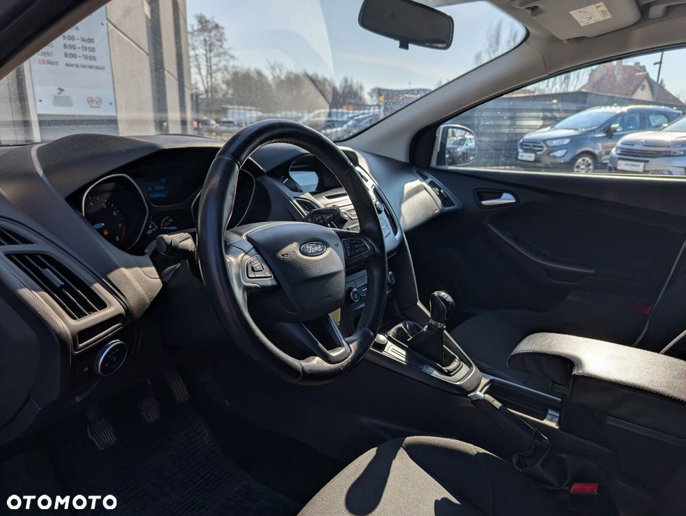 Ford Focus 1.6 Trend - 10