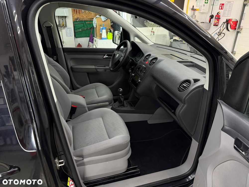 Volkswagen Caddy - 12