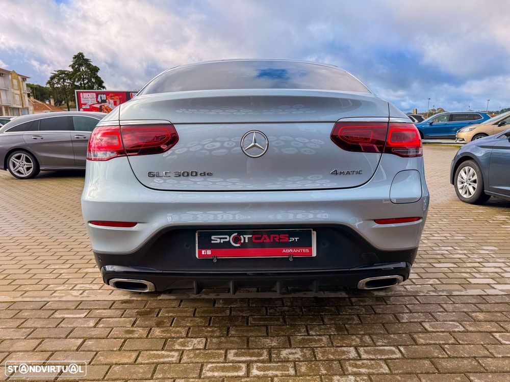 Mercedes-Benz GLC 300 de Coupe 4Matic 9G-TRONIC AMG Line - 8