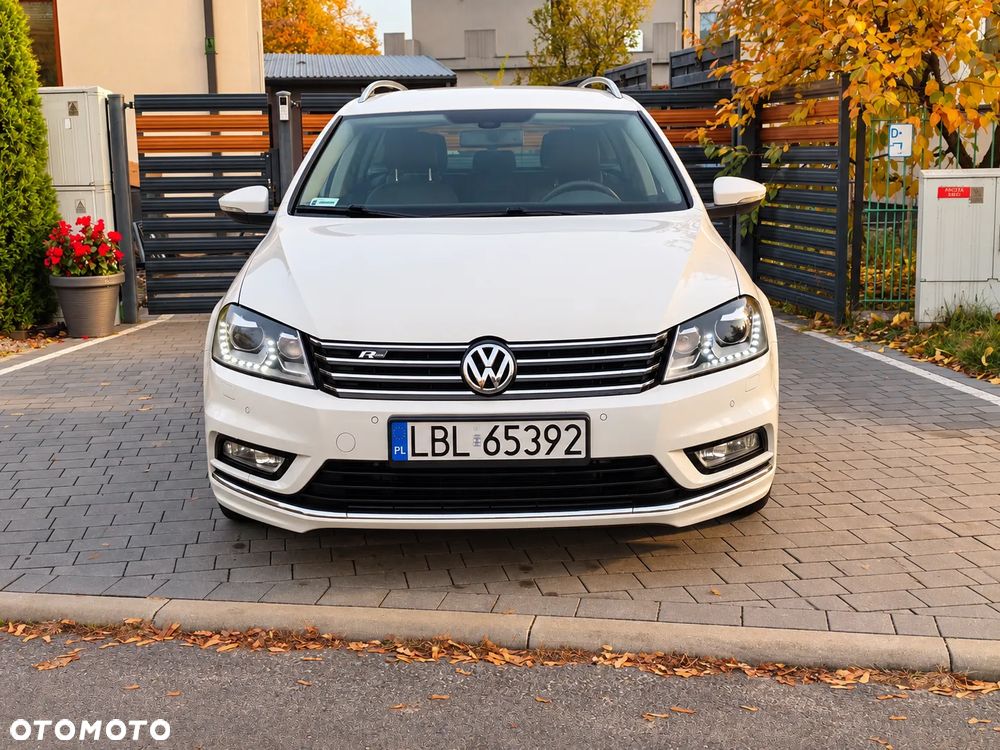 Volkswagen Passat 2.0 TDI 4Motion DSG BlueMotion Tech R-Line - 2