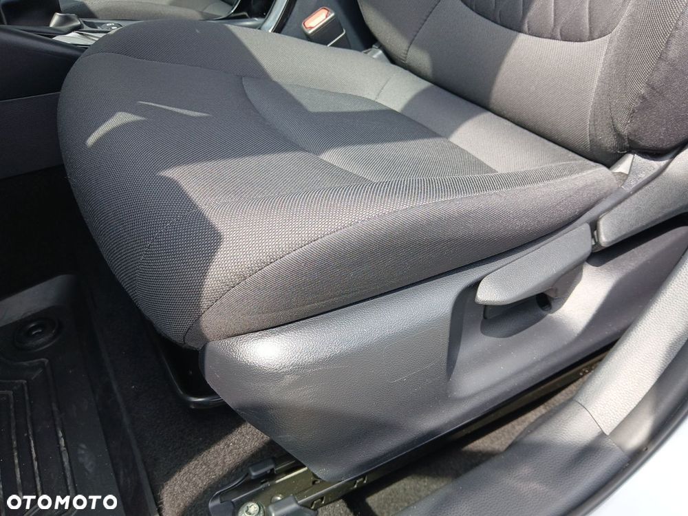 Toyota Corolla - 36