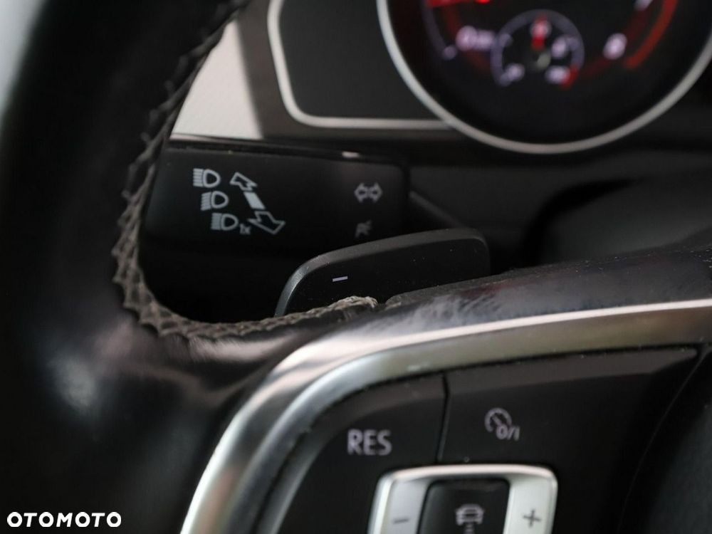 Volkswagen Arteon 2.0 TSI DSG R-Line - 36