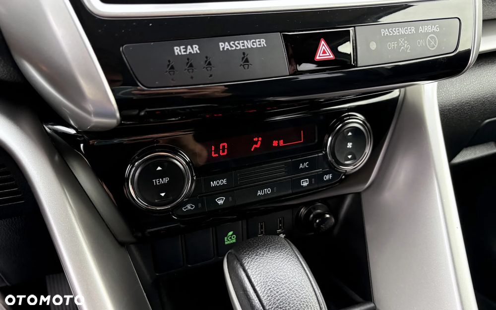 Mitsubishi Eclipse Cross 1.5 T-MIVEC ClearTec CVT 2WD Diamant Edition Plus - 29