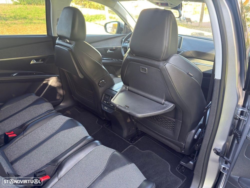 Peugeot 5008 1.5 BlueHDi Allure Pack EAT8 - 18