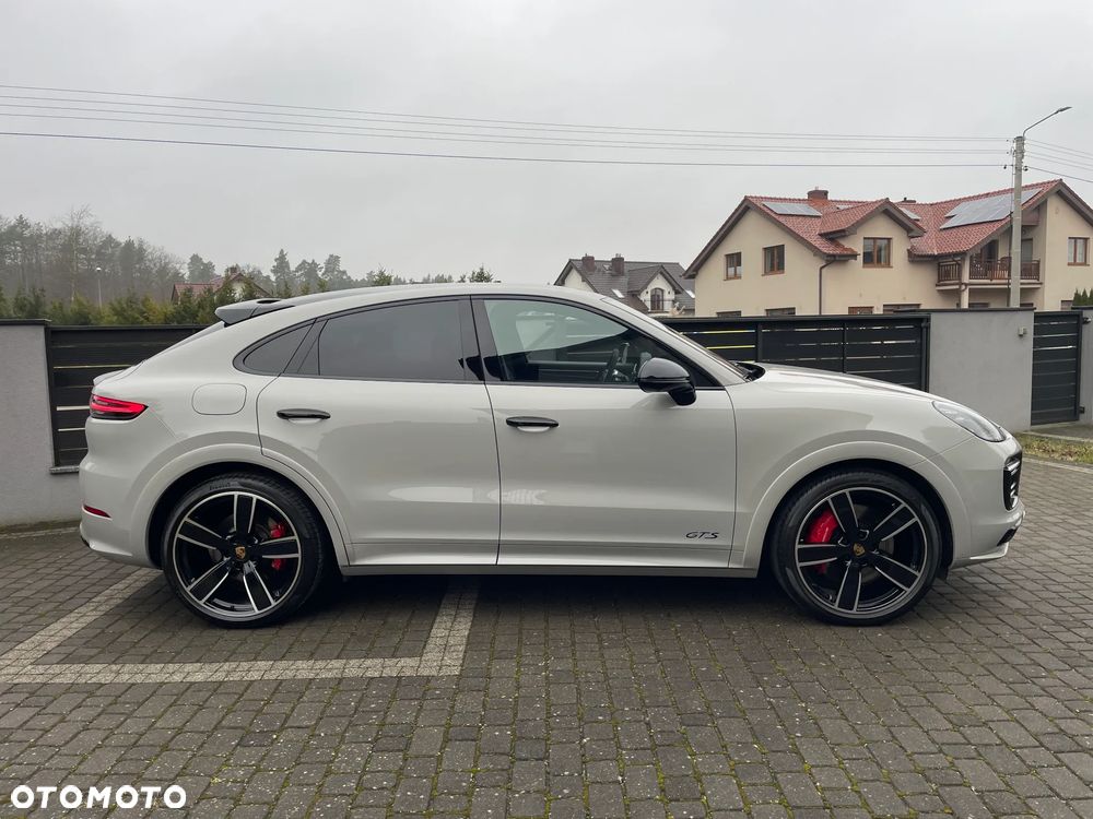 Porsche Cayenne - 5