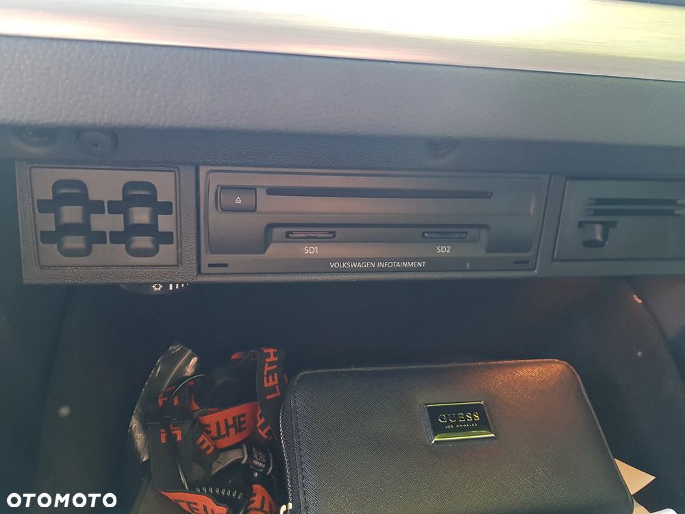 Volkswagen Golf 1.6 TDI BlueMotion Technology Comfortline - 17