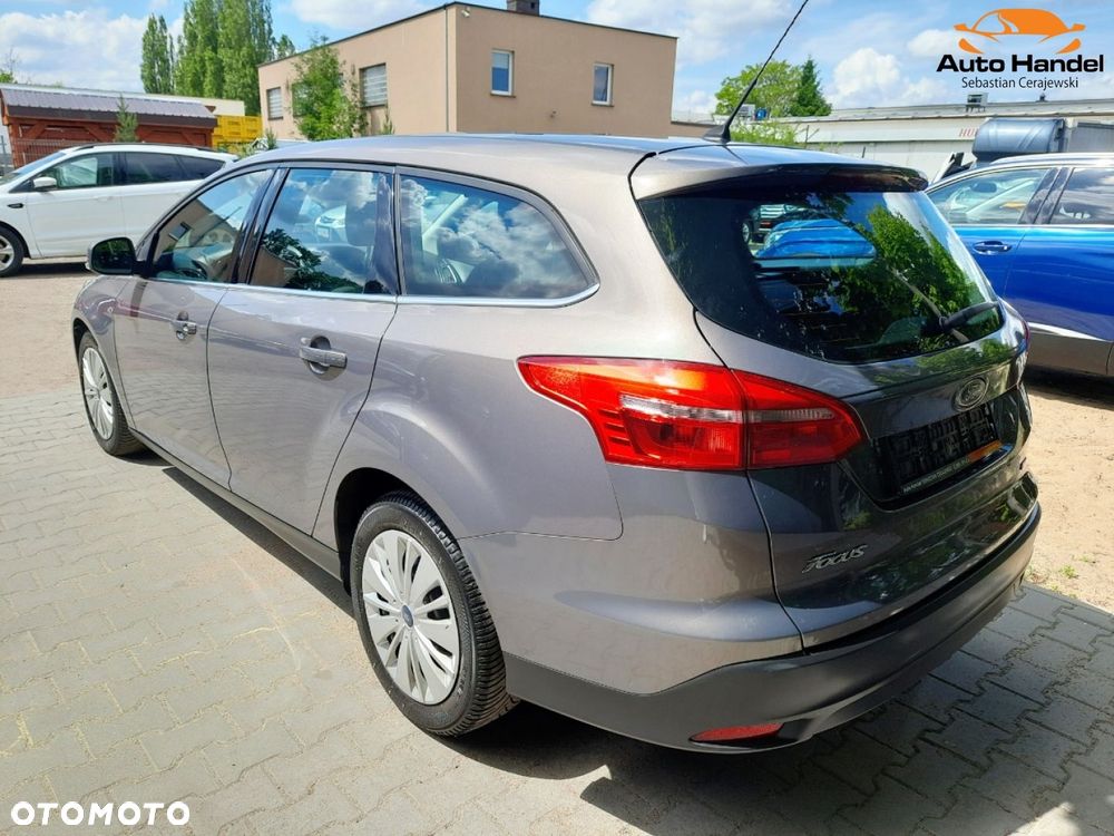 Ford Focus 1.5 EcoBoost STart-Stopp-System TITANIUM - 13