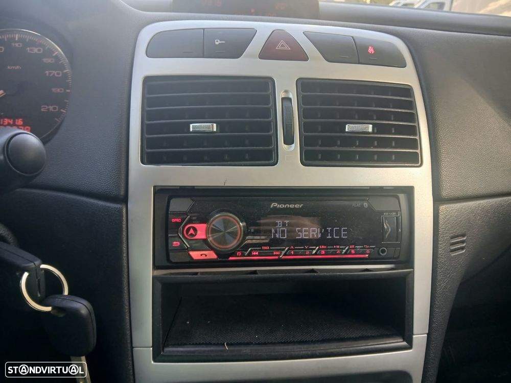 Peugeot 307 1.6 HDi Premium - 15