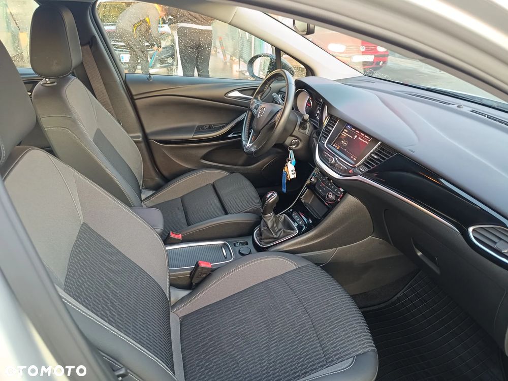 Opel Astra 1.2 T Business Elegance S&S - 22