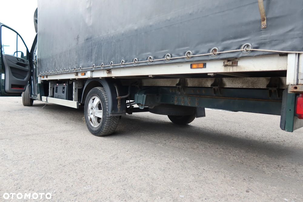 Volkswagen Crafter - 9