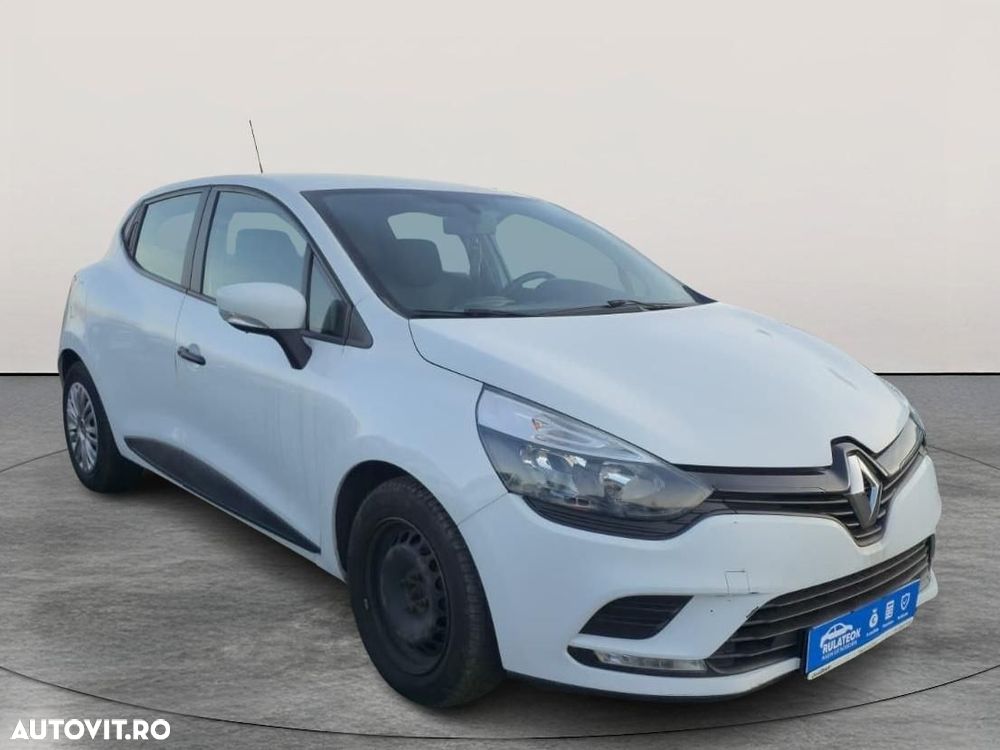 Renault Clio - 2