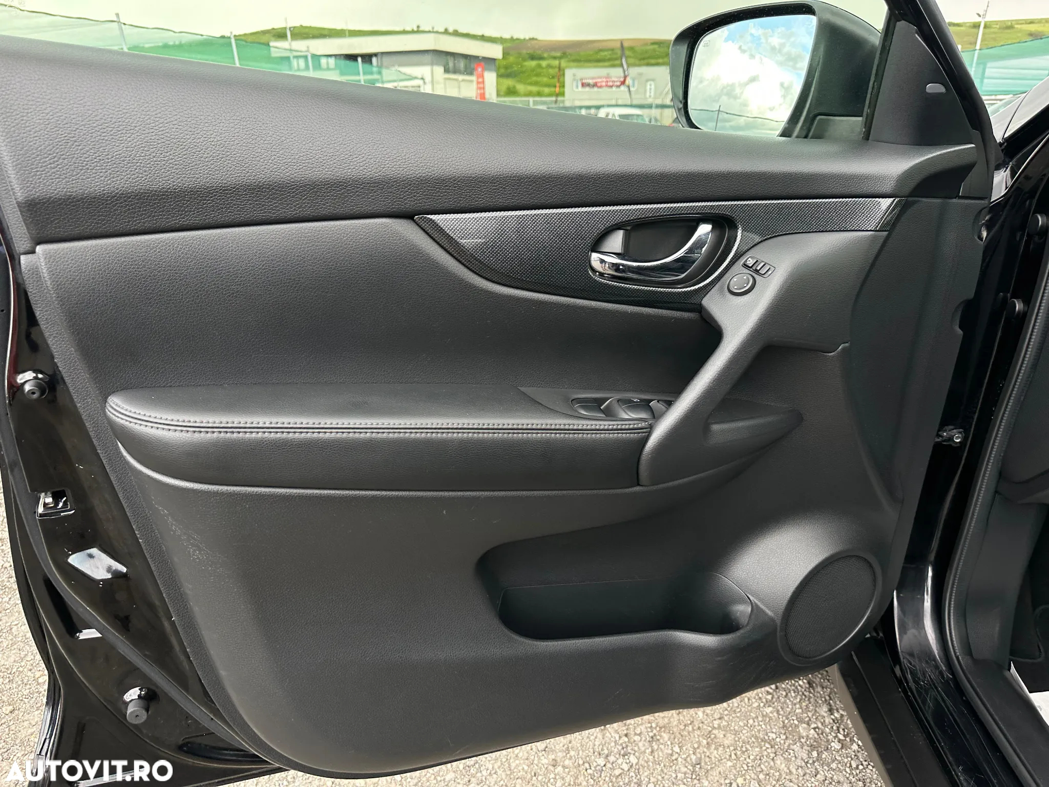 Nissan X-Trail 1.6 dCi ALL-MODE 4x4i Tekna - 16