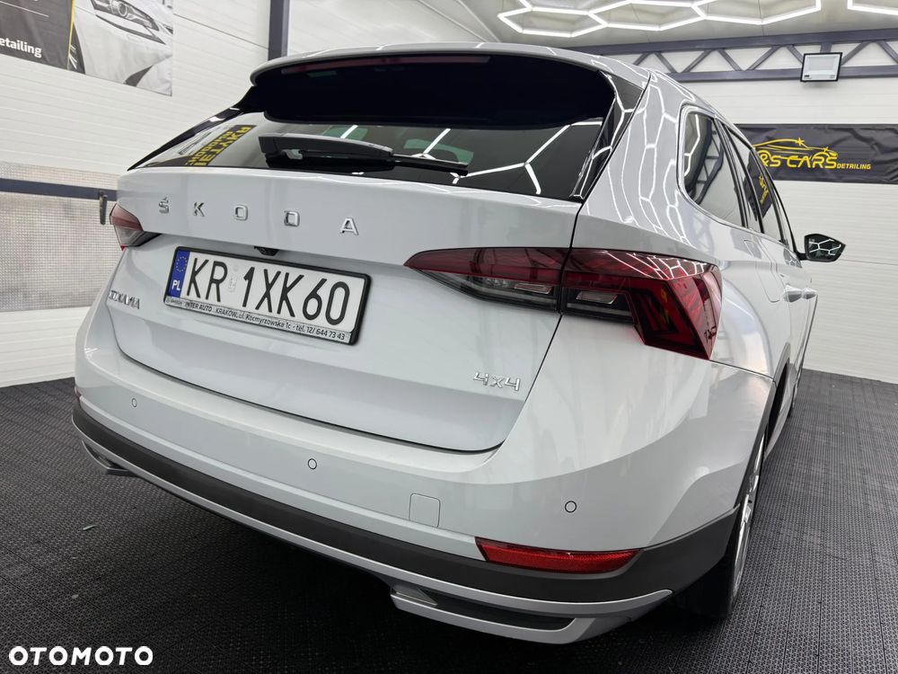 Skoda Octavia 2.0 TDI 4x4 Scout DSG - 17