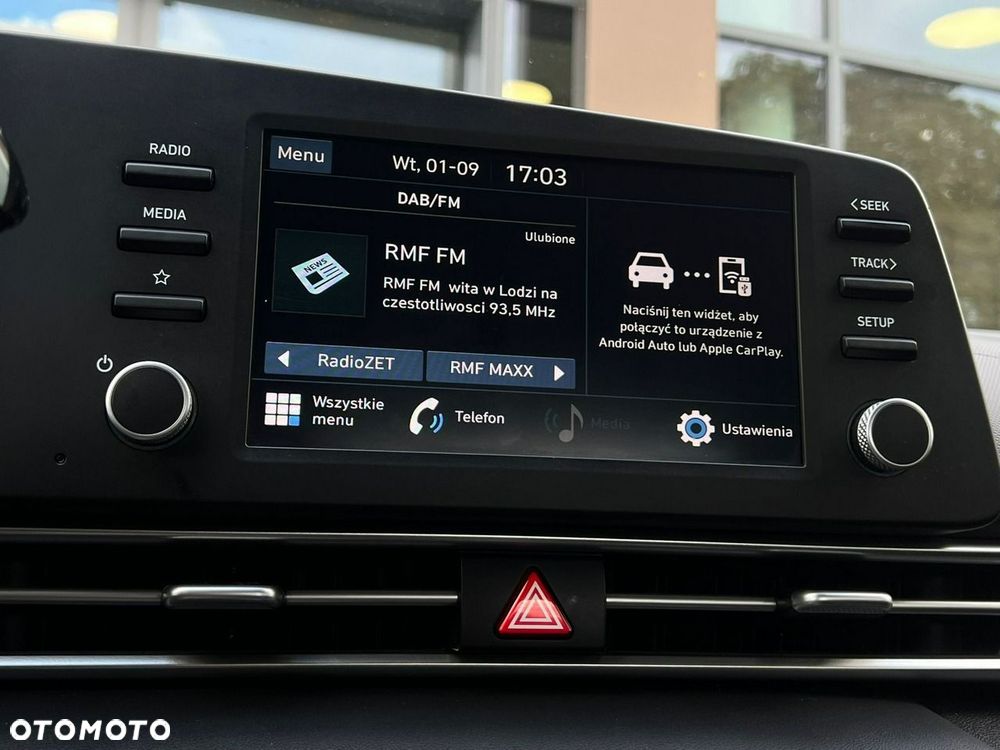 Hyundai Elantra - 23
