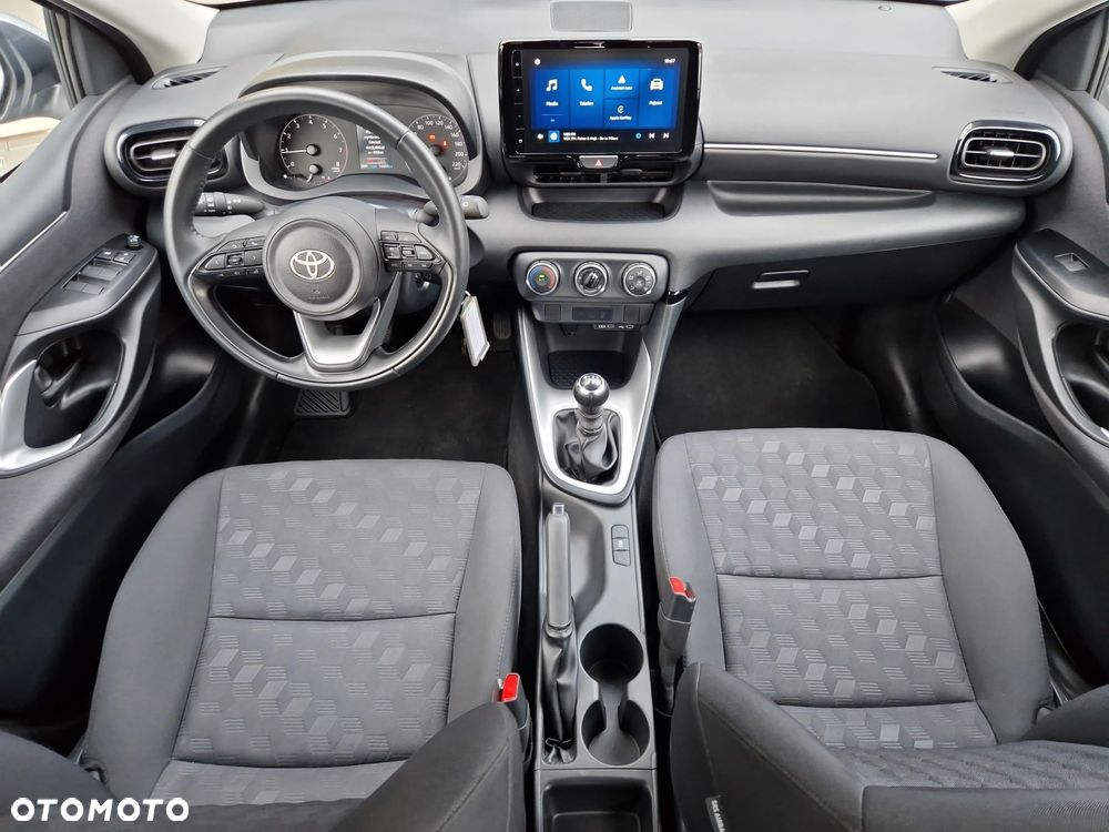 Toyota Yaris 1.5 Comfort - 12