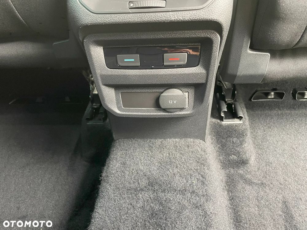 Volkswagen Tiguan 2.0 TDI 4Mot Sport&Style DSG - 30