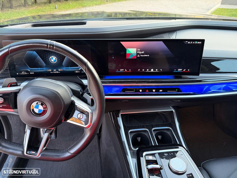 BMW 740 d xDrive Pack Desportivo M - 4