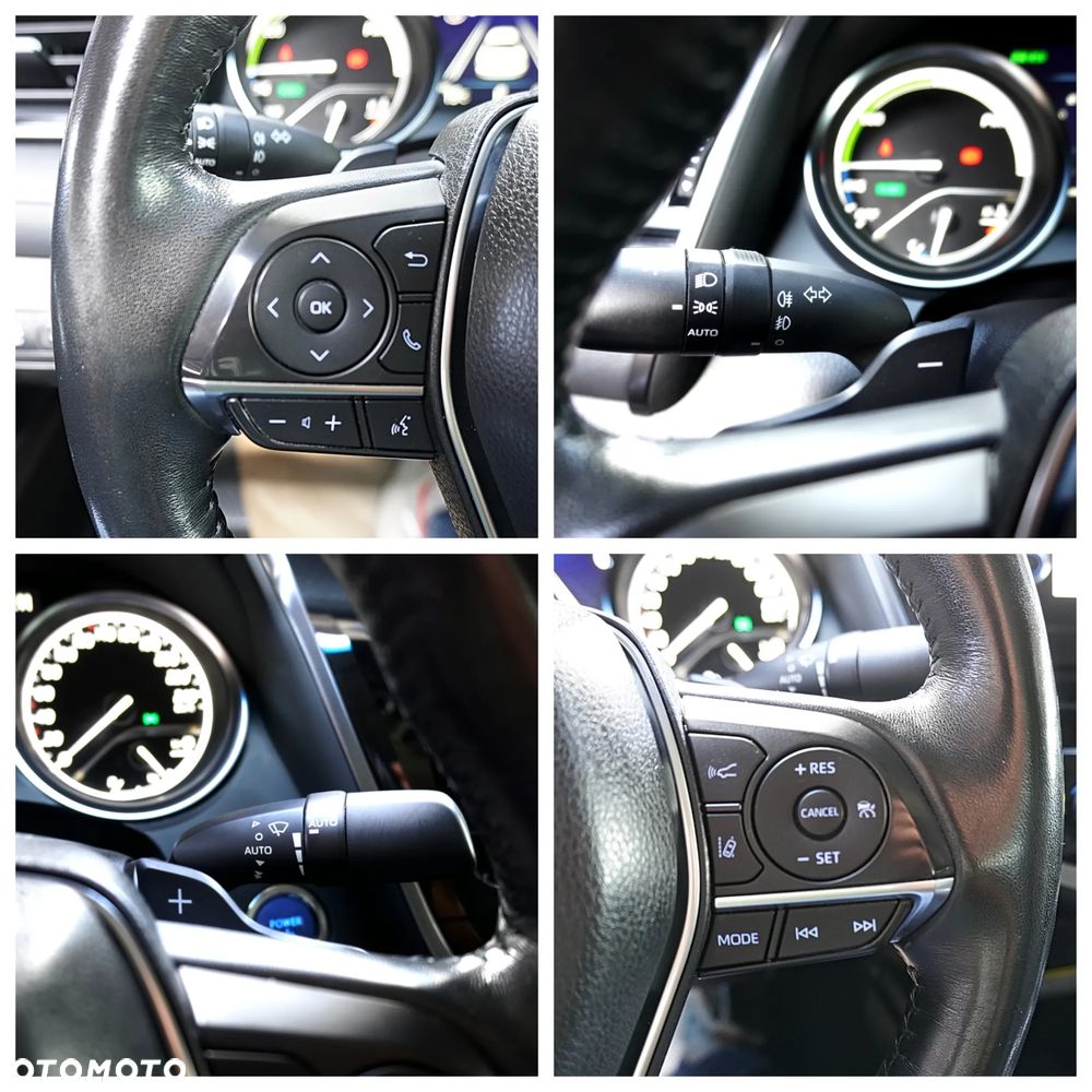 Toyota Camry 2.5 Hybrid Executive CVT - 31