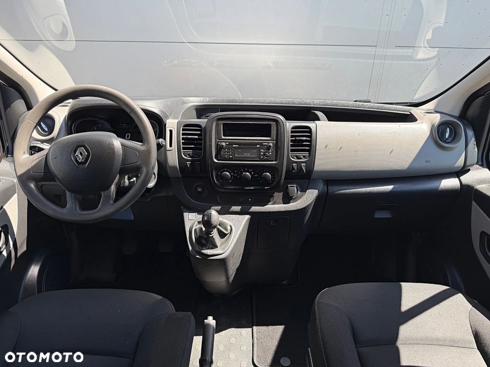 Renault Trafic - 17