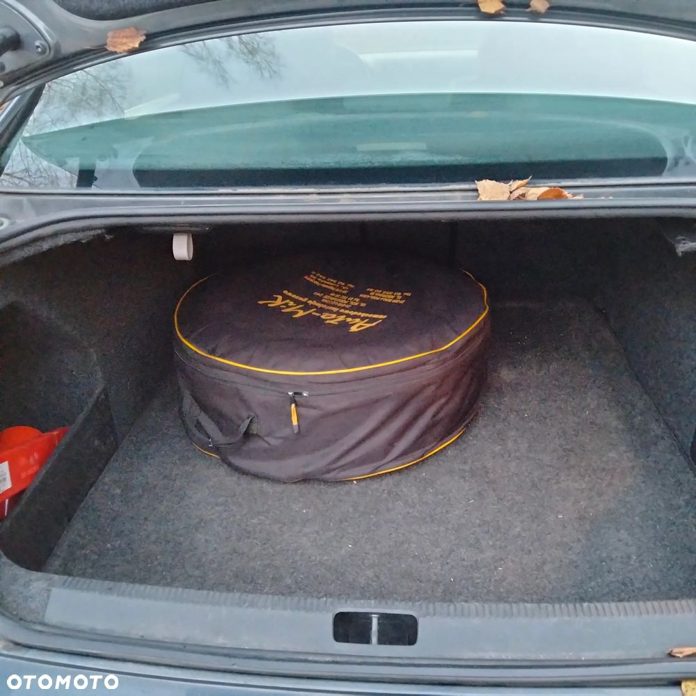 Volkswagen Passat 2.0 TSI Highline DSG - 13