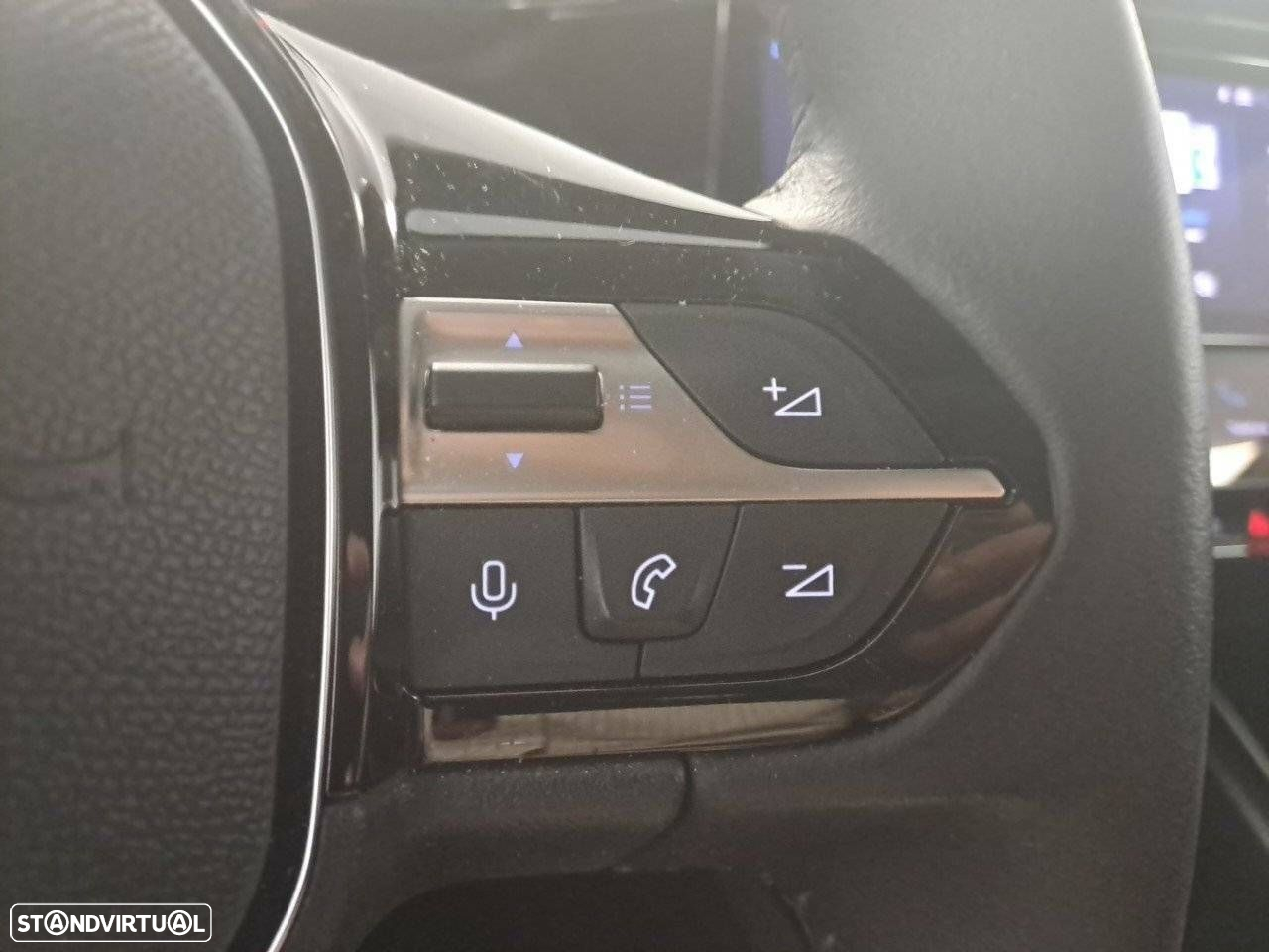 Peugeot 308 1.2 PureTech Allure Pack - 17