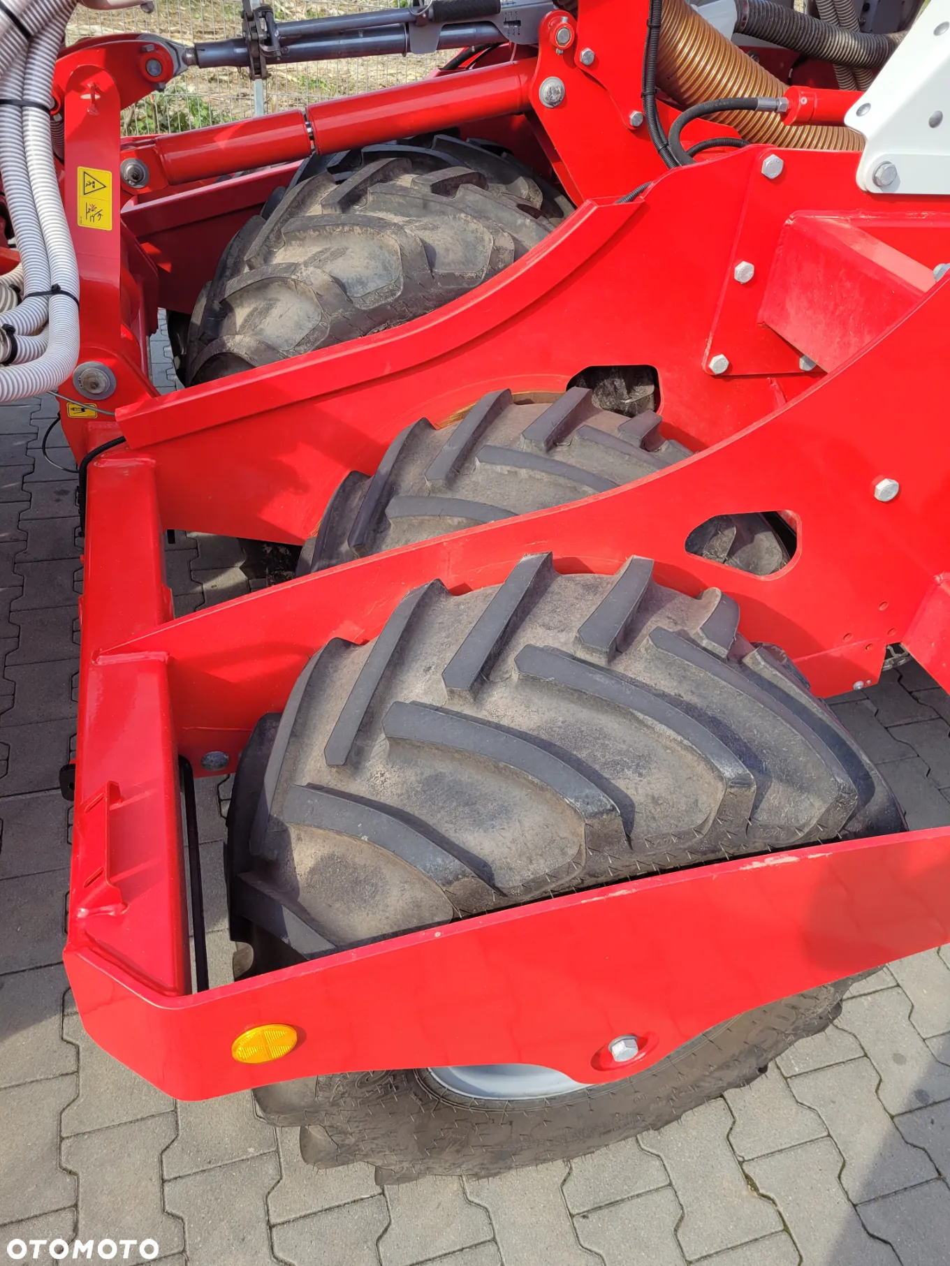 Pottinger Terrasem R3 FERTILIZER - 11