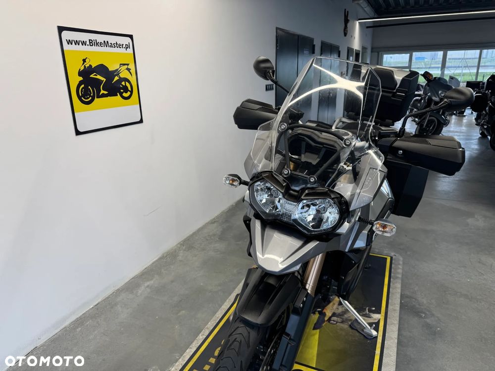 Triumph Tiger - 33