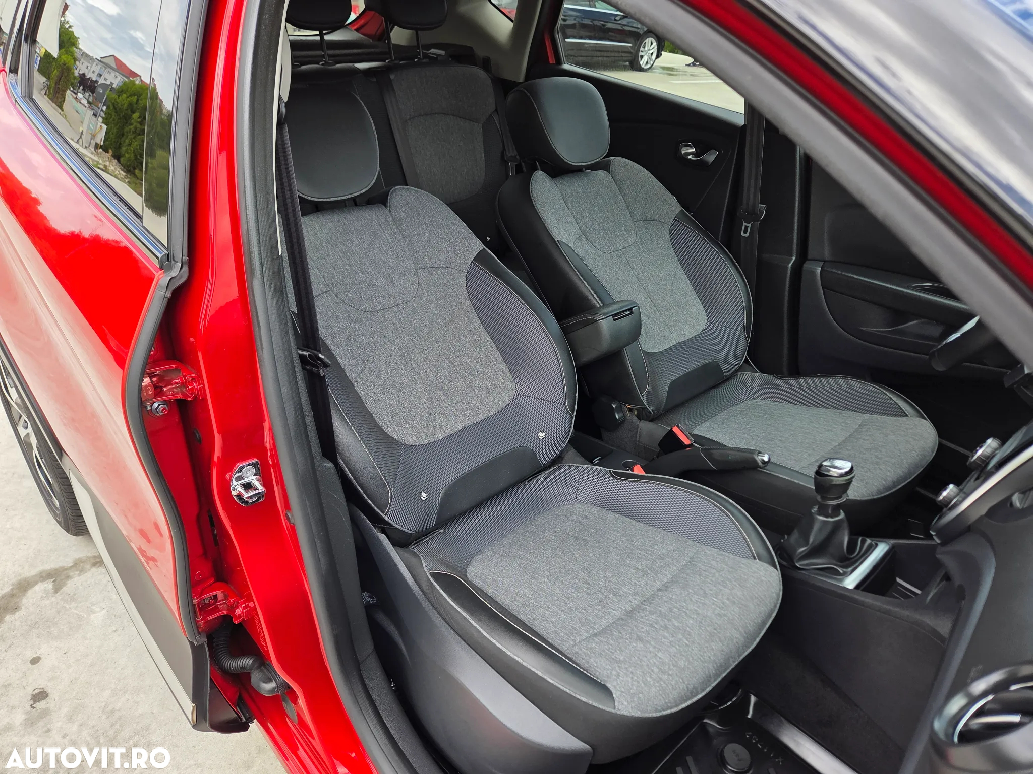Renault Captur ENERGY dCi 110 Intens - 26
