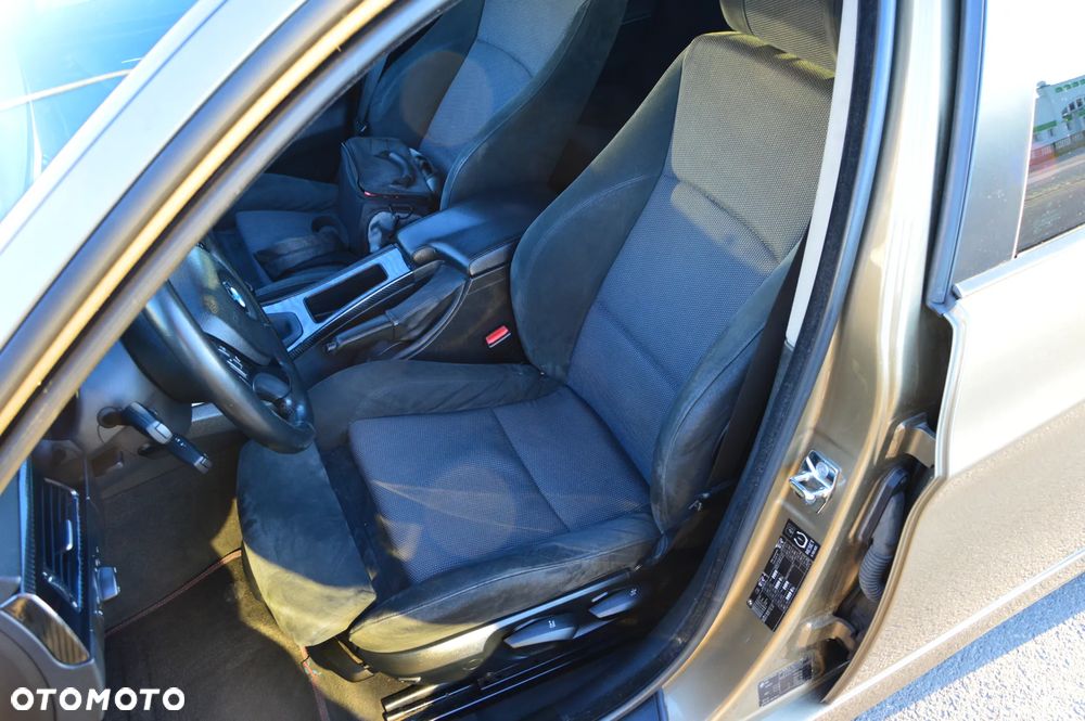 BMW Seria 3 318d - 18